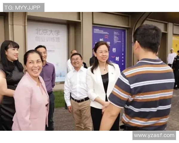 2015年古巴交流活动中清华大学与北京大学的学术对比与合作探讨